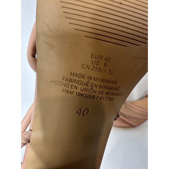 H&M Size US 9 Beige Faux Leather  Square Toe Block Heel Strappy Sandal Vacation - Picture 6 of 8